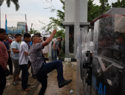 Satu SSK Personel Dikerahkan Untuk Kawal Aksi Unjuk Rasa di Depan Mako Lanal Dumai