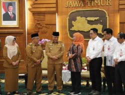 Bupati Malang Audiensi di Gedung Grahadi, Gubernur Jatim Setujui Usulan Kenaikan Status Jalan Ngambal Selorejo Krisik Wlingi Menjadi Jalan Provinsi
