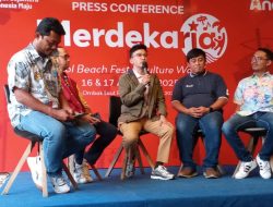 Ancol Gelar “Merdekaria: Ancol Beach Fest & Culture Wave” Sambut HUT ke-80 RI, Hadirkan Parade Budaya hingga Aksi di Akuarium Hiu