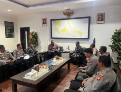 HUT Ke-80 TNI AL, Komandan Lanal Dabo Singkep Terima Kunjungan Kapolres Lingga dan Kepala Imigrasi Dabo Singkep