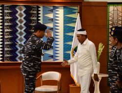 Tingkatkan Sinergitas Dengan Pemerintah Daerah, Komandan Lanal Bandung Laksanakan Courtesy Call (CC) Ke Gubernur Jawa Barat
