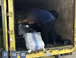 Bea Cukai Malang Gagalkan Peredaran 418 Ribu Batang Rokok Ilegal Lewat Jasa Ekspedisi