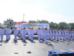 Tongkat Kepemimpinan KRI Teluk Amboina-503 Resmi Berganti