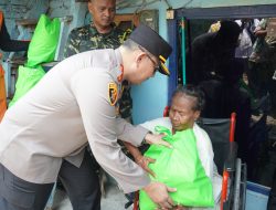 Serbuan Teritorial Kodim 0502/JU, TNI-Polri dan Pemkot Bersihkan Terminal Tanjung Priok Serta Bagikan 140 Paket Sembako