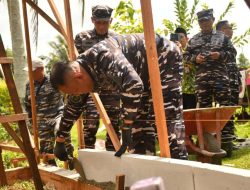 Karya Bakti TNI, Lanal Banjarmasin Gelar Peletakan Batu Pertama Bedah Rumah