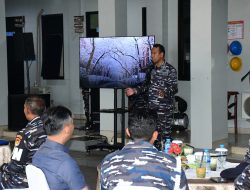 Komandan Lanal Bandung Pimpin Upacara Kenaikan Pangkat Perwira, Bintara, dan Tamtama Lanal Bandung
