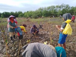 Pelaksanaan Penanaman Pohon Mangrove Tahap Kedua di Kampung Tipar Cianjur Jawa Barat