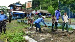 Pangkalan TNI AL Bandung Bersama DKP Provinsi Jawa Barat Gelar Gerakan Bersih Pantai Jabar Raksa Sagara