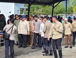 Danlanal Sibolga Bersama Forkopimda Sibolga-Tapteng Sambut Kedatangan Presiden Prabowo di GOR Pandan Tapteng