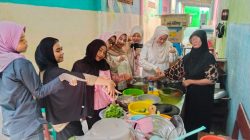 Praktik Nyata Pancasila di Dapur : Mahasiswa PPKN STKIP Kusuma Negara Olah Kapurung Palopo, Jaga Warisan Budaya Indonesia