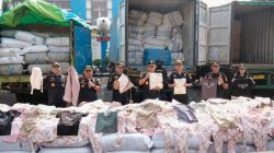 Dua Operasi Beruntun, Bea Cukai Bongkar Jaringan Penyelundupan Garmen dari Laut hingga Tol Sumatra