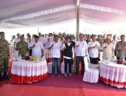 Dandim 0818/Malang-Batu Hadiri Panen Perdana Padi Unggul HKTI Kabupaten Malang