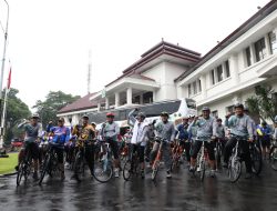 Gowes Peduli Sumatra, Momen Bersepeda Sambil Berbagi