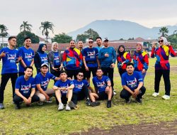 Jalan Sehat Sore Hari, Pekerja BRI BO Pandeglang Perkuat Kebersamaan di Alun-Alun Pandeglang