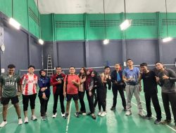 Sehat Bareng, Kompak Bareng: BRI KC Jakarta S. Parman Pererat Kebersamaan Lewat Olahraga Badminton