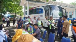 Ramp Check dan Tes Urine, Satlantas Polres Malang Pastikan Angkutan Umum Laik Jalan