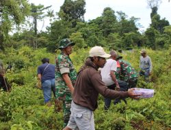 Kodim 1715/Yahukimo Gelar Karya Bakti Pembersihan Lingkungan Bersama Masyarakat