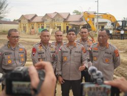 Kapolda Aceh Beri Penghargaan kepada Danyon Taruna Akpol dan Taruna Akpol atas Dedikasi Kemanusiaan di Aceh Tamiang