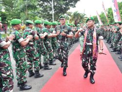 Kunker Perpisahan, Danrem 083/BDJ Serahkan Tali Asih untuk Personel Kodim 0818