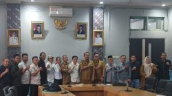 Dasar Hukum Belum Jelas , Pemda Sudah Keluarkan Anggaran, : Asisten II : Bukti keseriusan Pemda Ingin memenuhi janji Kepada Masyarakat