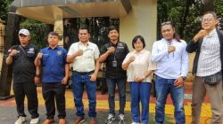 Di Tengah Kesibukan Jurnalistik, Wartawan Jakarta Timur Tebar Berkah Ramadan untuk Pengendara dan Ojol