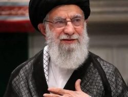 Catatan untuk Sayyid Ali Khamenei
