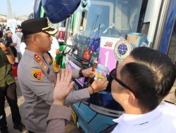 Kapolres Priok Pimpin Pelayanan dan Pengamanan Pelepasan Mudik Gratis Pelindo Group 2026