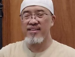 TAWAF ADALAH SANDI KOSMIS PERPUTARAN PERADABAN dan KETUNDUKAN (Alur sejarah Islam yang berputar mengelilingi empat penjuru Ka‘bah).