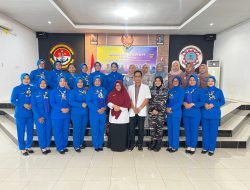 Bersinergi untuk Kemanusiaan, Jalasenastri dan Prajurit Lanal Bintan Sumbangkan Darah dalam Rangka HUT ke-62 Dharma Pertiwi