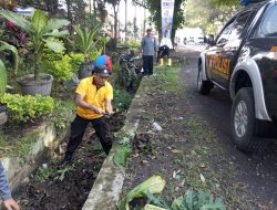 Polsek Pakisaji Bersama Forkopimcam dan Kepala Desa Gelar Kerja Bakti di Kebonagung