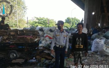 ‎Cegah Aktivitas Ilegal Berulang, Pemkot Jakarta Barat Gencarkan Edukasi di Kolong Tol Angke 2 Jelambar