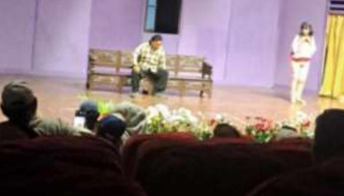 Kelompok Sanggar Teater Cemara Delapan Sukses Pentaskan “SAYANG ADA ORANG LAIN” Karya Utuy