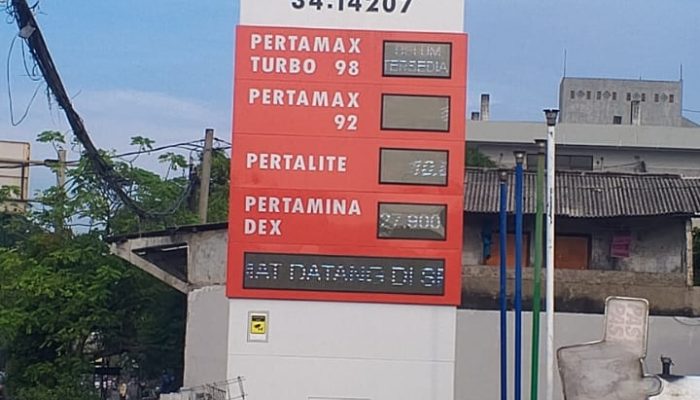 Guru SD Swasta Alami Patah Tulang Rusuk akibat Kecelakaan di Area SPBU Walang