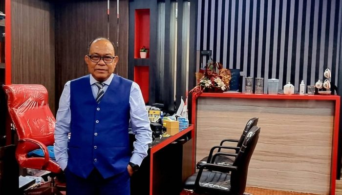 Buntut Potongan Video Bupati Touna Dihujat di Medsos, Pengacara Pemda Ingatkan Batas Hukum Kritik Publik.