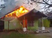 Kebakaran Landa Rumah Warga di Desa limus kedurang Ilir,Diduga Akibat Konsleting Listrik