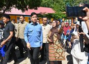 Di Tengah Perjalanan Menuju Bendungan, Wapres Singgah ke SDN 07 Bulango yang Pernah Terbakar