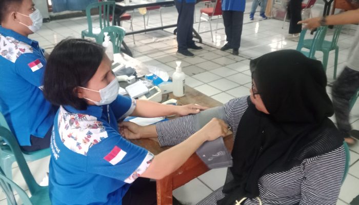 Aksi Sosial Donor Darah dan Pengobatan Gratis Warnai Perayaan HUT Jakarta ke 499 di Kelurahan Papanggo