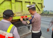 Induk PJR Tol Serang  Berkolaborasi Bersama BPJT MMS Laksanakan Penertiban Parkir di Bahu Jalan