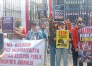 Ratusan Jurnalis Geruduk PERADI Tower, Desak Pemecatan Advokat Oknum ID