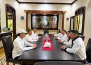 Relawan K-Gibran Jalin Silaturahmi ke kediaman Presiden ke 7 Joko Widodo