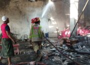 Gudang Bahan Bangunan di Singosari Terbakar, Kerugian Ditaksir Rp50 Juta