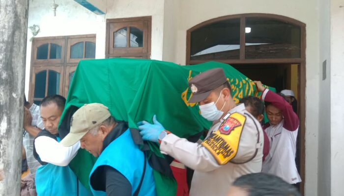 Jenazah Agus Ribut, Korban KM Virgo Transport 8, Tiba di Pakisaji Malang
