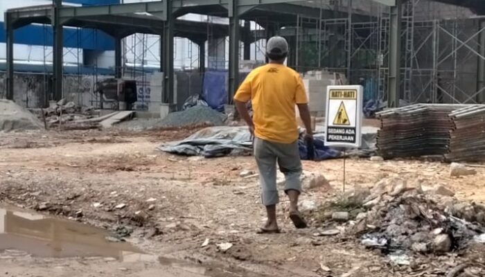 Kepala UPT BPTD  Wilayah II Riau, Kementerian Perhubungan, Muttaqin, S.T., M.M.Tr.Bungkam, Membiarkan Musholla Dinodai dan Diduga Negara Dirugikan di Proyek BPTD Riau